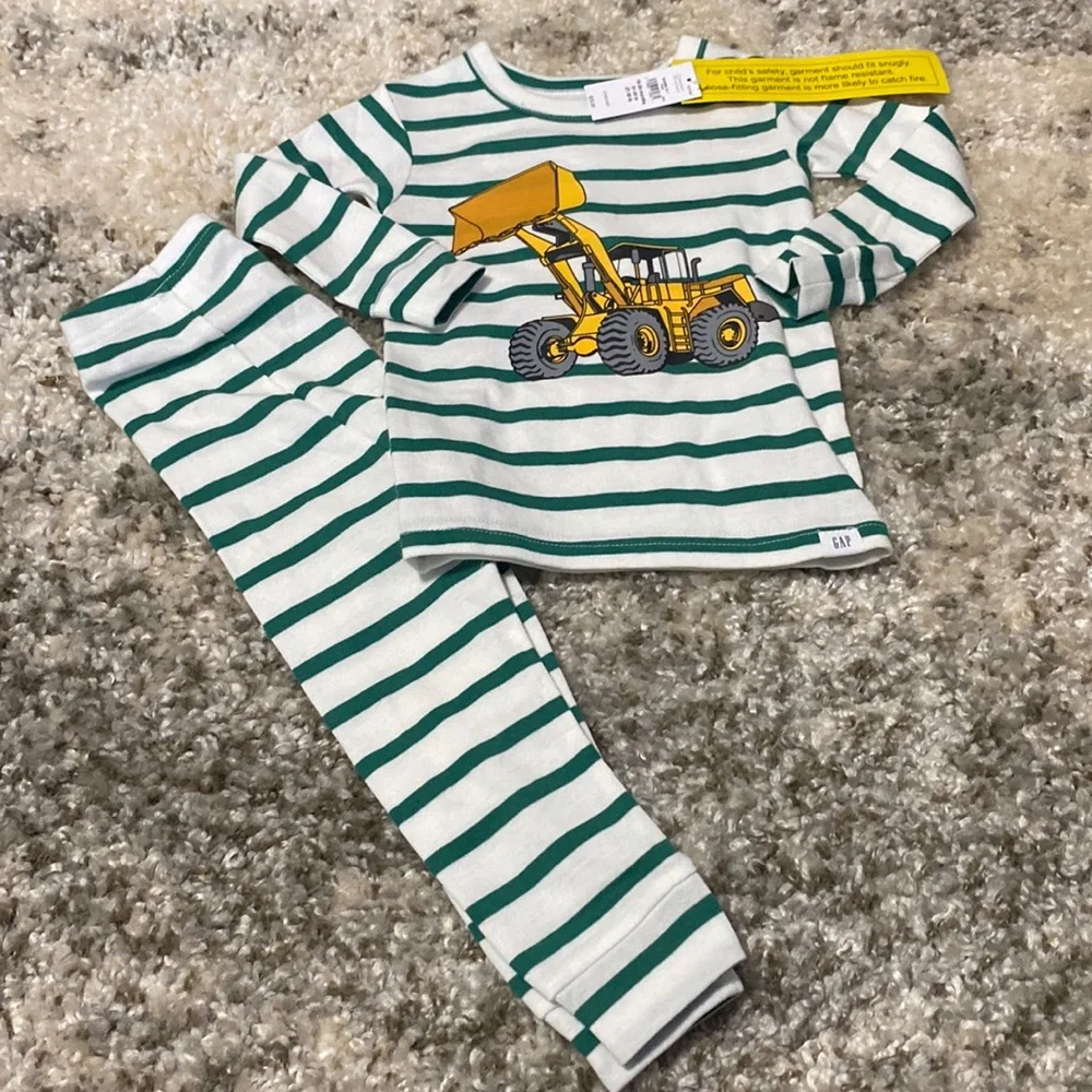 babyGap Baby Boy Construction Front Loader Pajama Set NWT